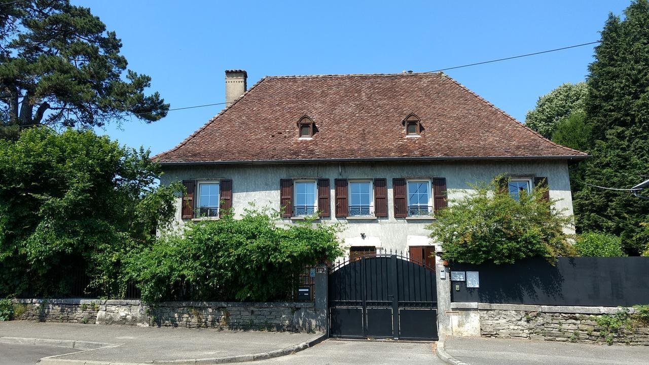 Villa Aosta Aoste Luaran gambar